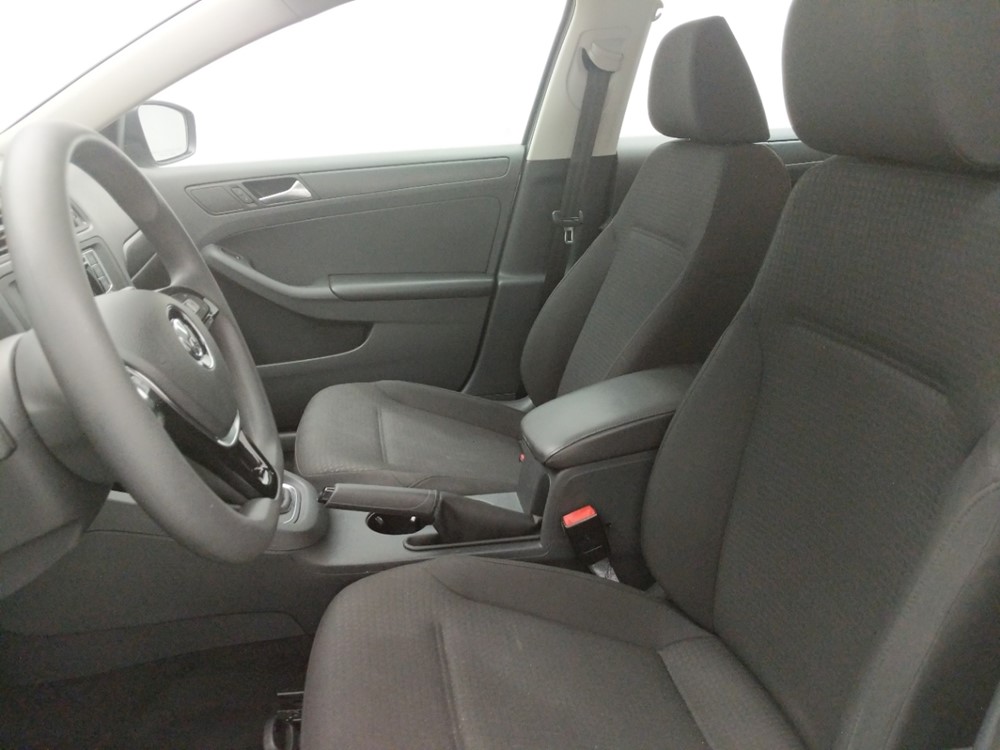 2016 Volkswagen Jetta - Driver Front Seat