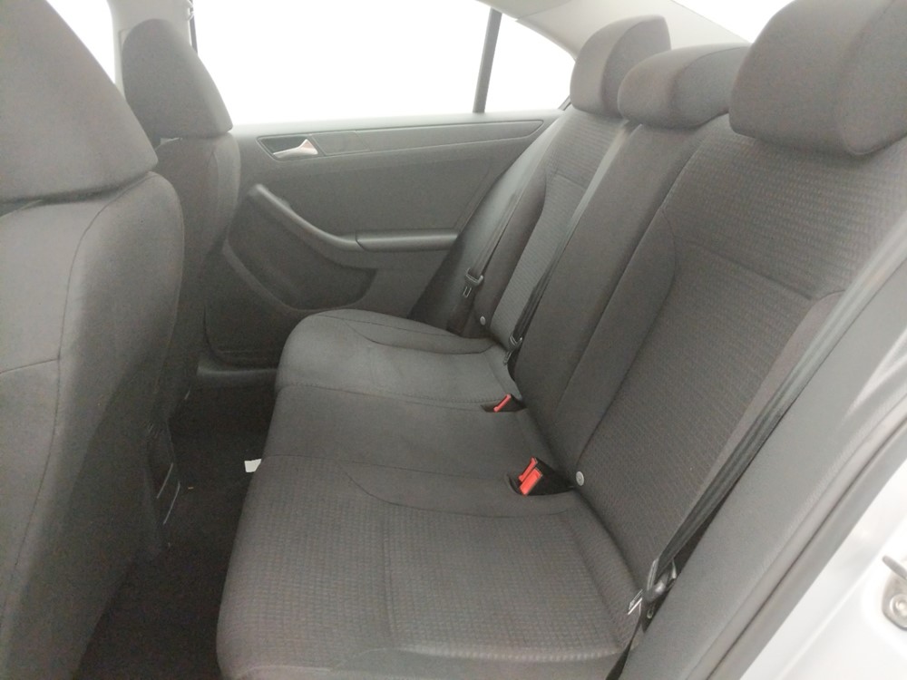 2016 Volkswagen Jetta - Driver Rear Seat