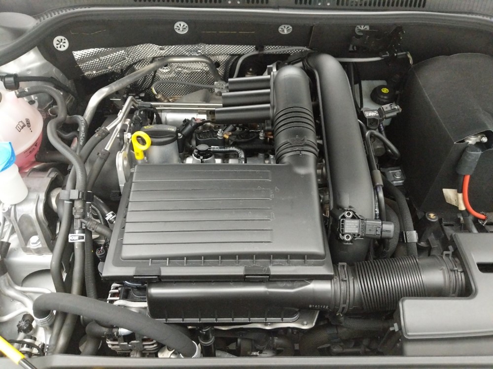 2016 Volkswagen Jetta - Engine