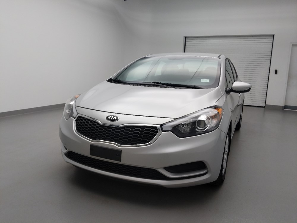 2016 Kia Forte - Driver Front Hood