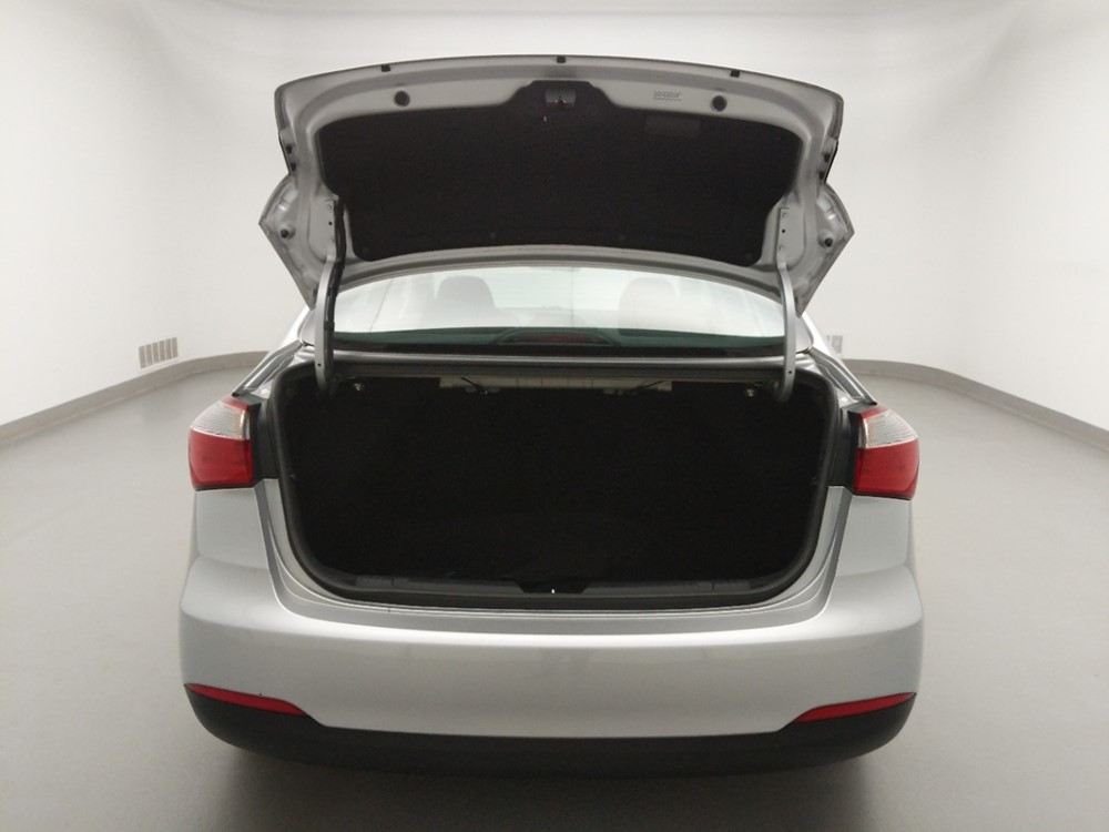 2016 Kia Forte - Trunk