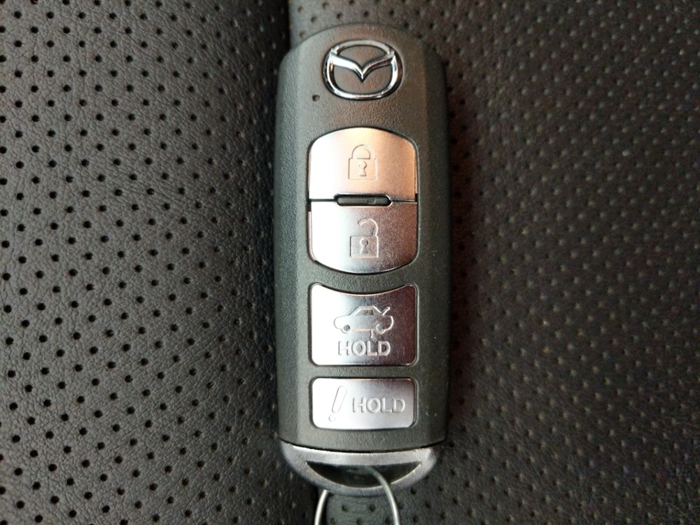 2017 Mazda Mazda6 - Keys