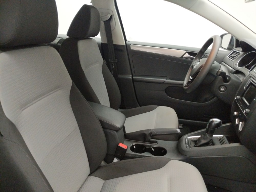 2017 Volkswagen Jetta - Passenger Front Seat
