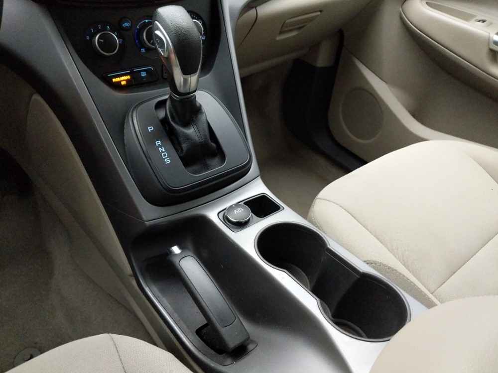2015 Ford Escape - Center Console/Cup Holders