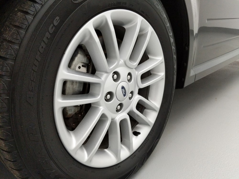 2016 Ford Flex - Wheel