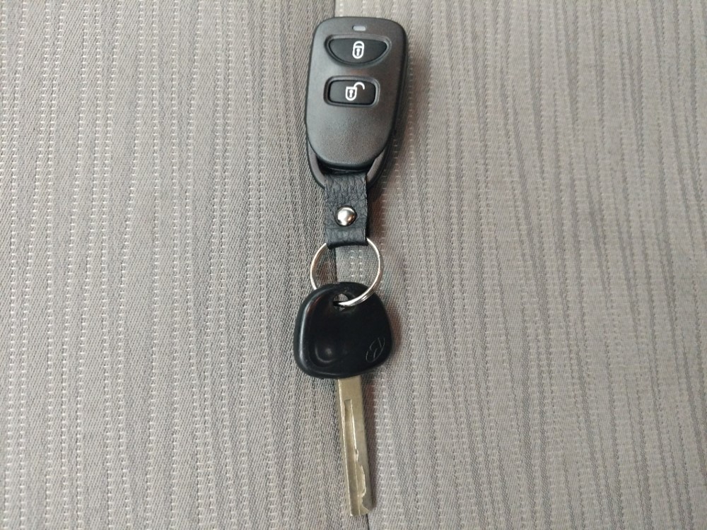2017 Hyundai Accent - Keys