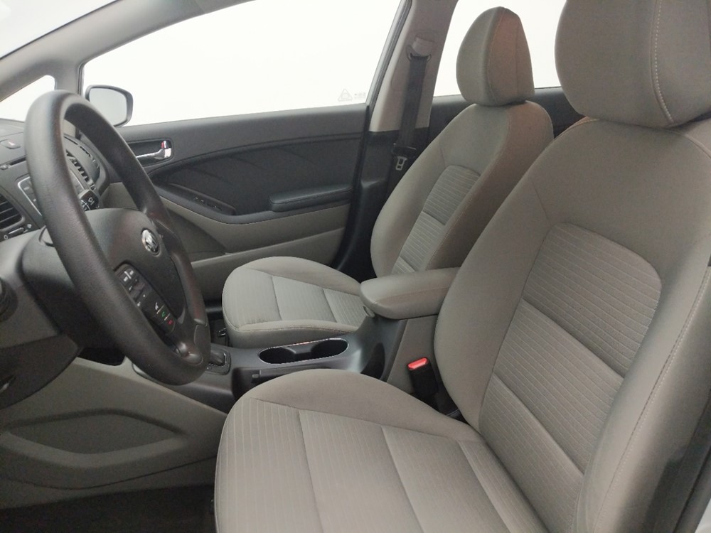 2016 Kia Forte - Driver Front Seat