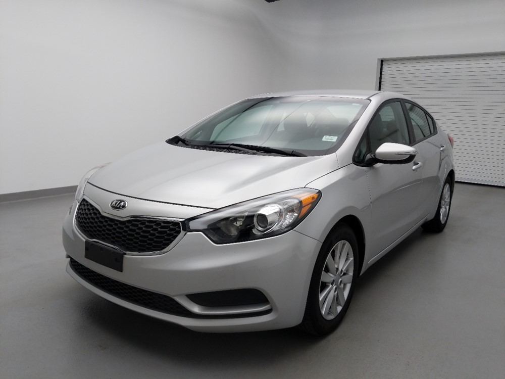 2016 Kia Forte - Driver Front Bumper