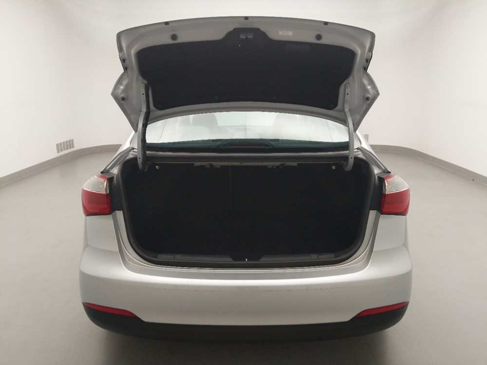 2016 Kia Forte - Trunk