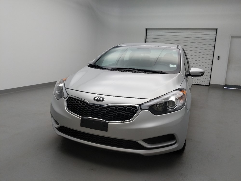 2016 Kia Forte - Driver Front Hood