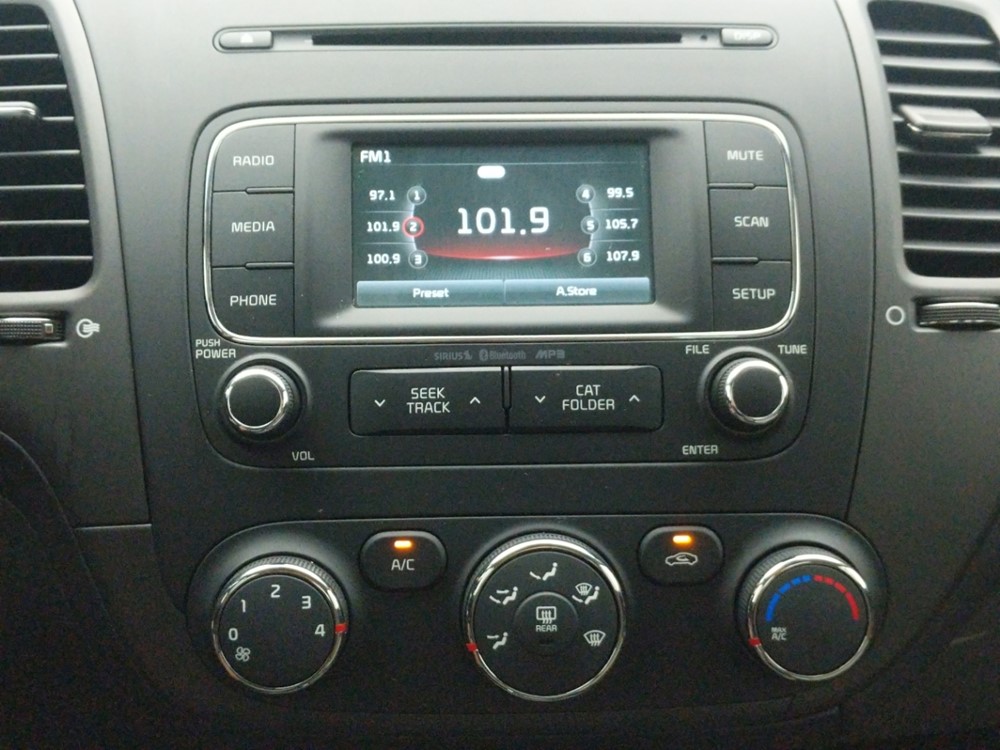 2016 Kia Forte - Stereo Package
