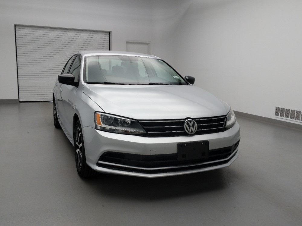 2016 Volkswagen Jetta - Passenger Front Hood
