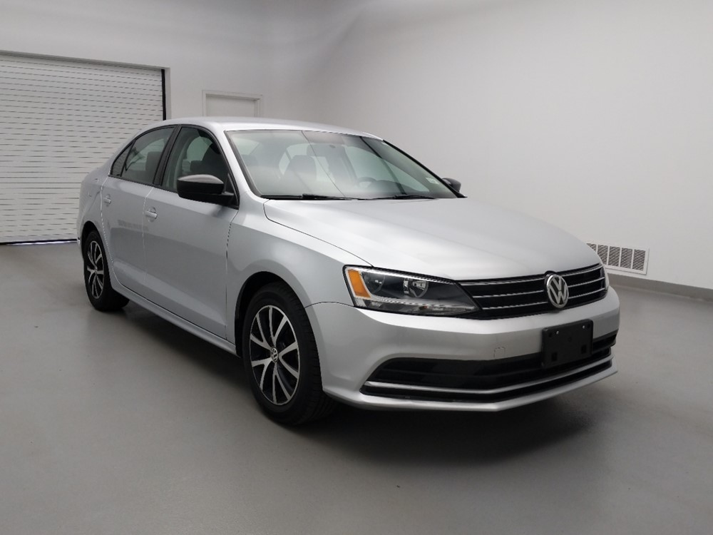 2016 Volkswagen Jetta - Passenger Front Bumper