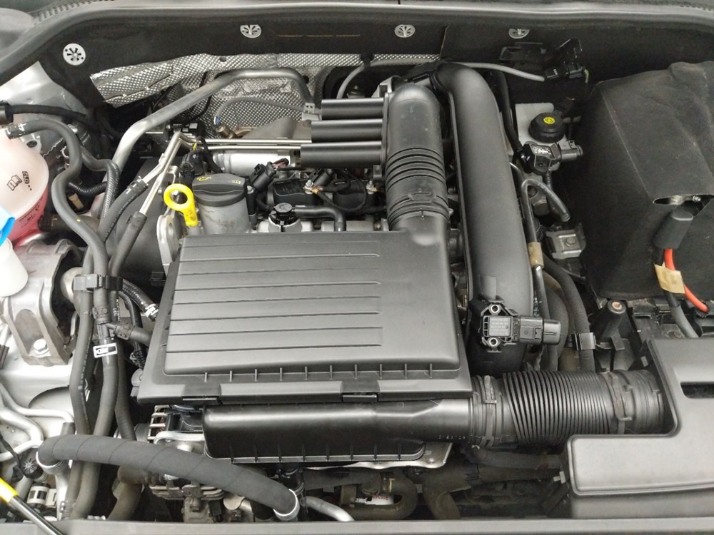2016 Volkswagen Jetta - Engine