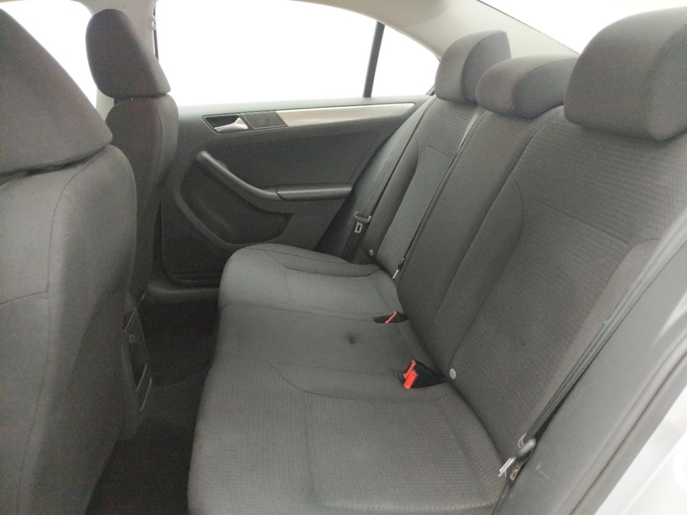 2016 Volkswagen Jetta - Driver Rear Seat
