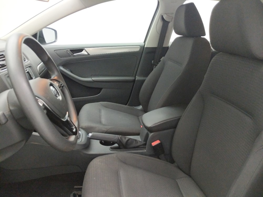 2016 Volkswagen Jetta - Driver Front Seat