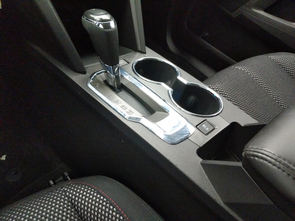 2016 Chevrolet Equinox - Center Console/Cup Holders