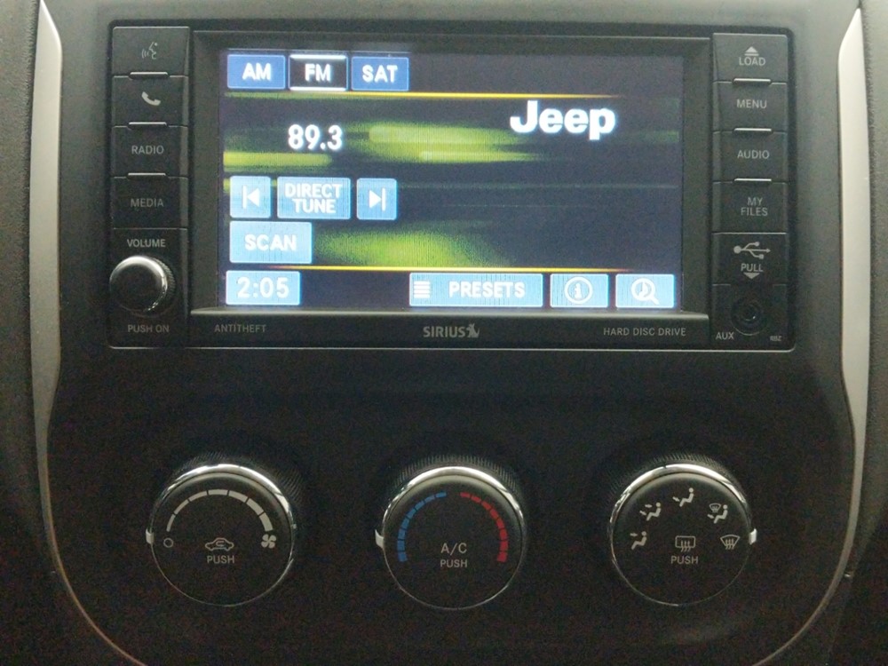 2017 Jeep Compass - Stereo Package