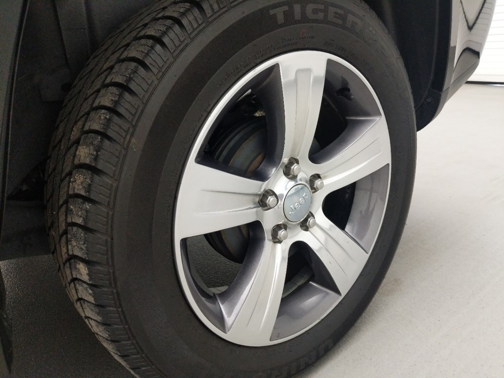 2017 Jeep Compass - Wheel