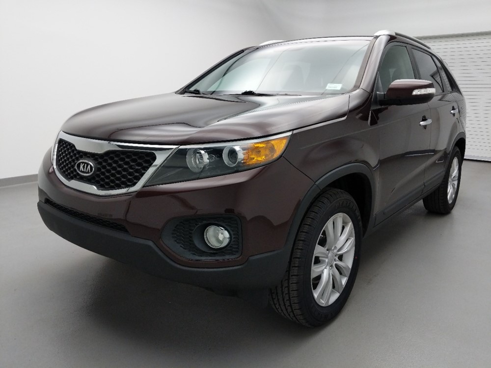 Used 2011 Kia Sorento Driver Front Bumper