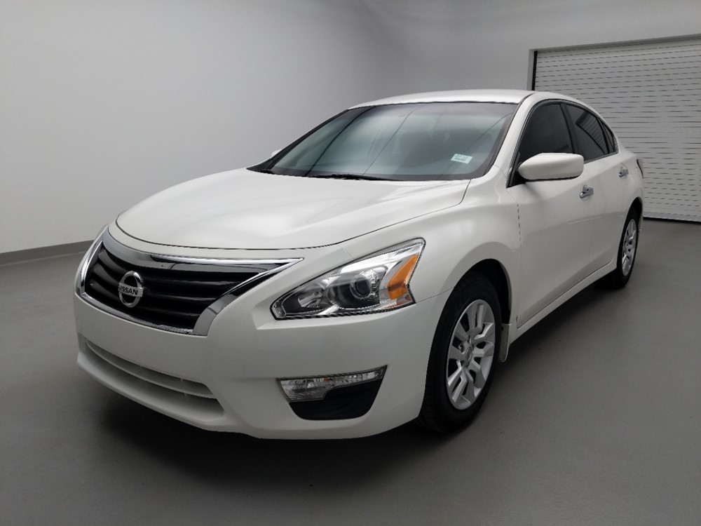 Used 2015 Nissan Altima Driver Front Bumper