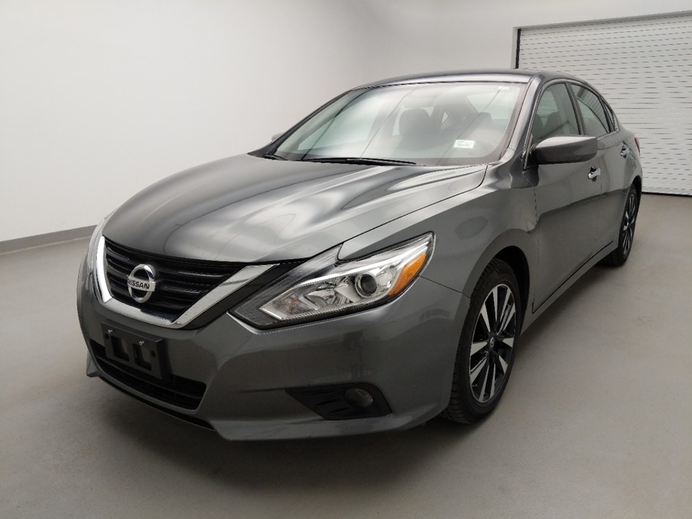 Used 2018 Nissan Altima Driver Front Bumper
