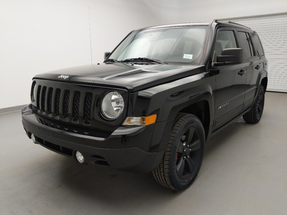 Used 2016 Jeep Patriot Driver Front Bumper
