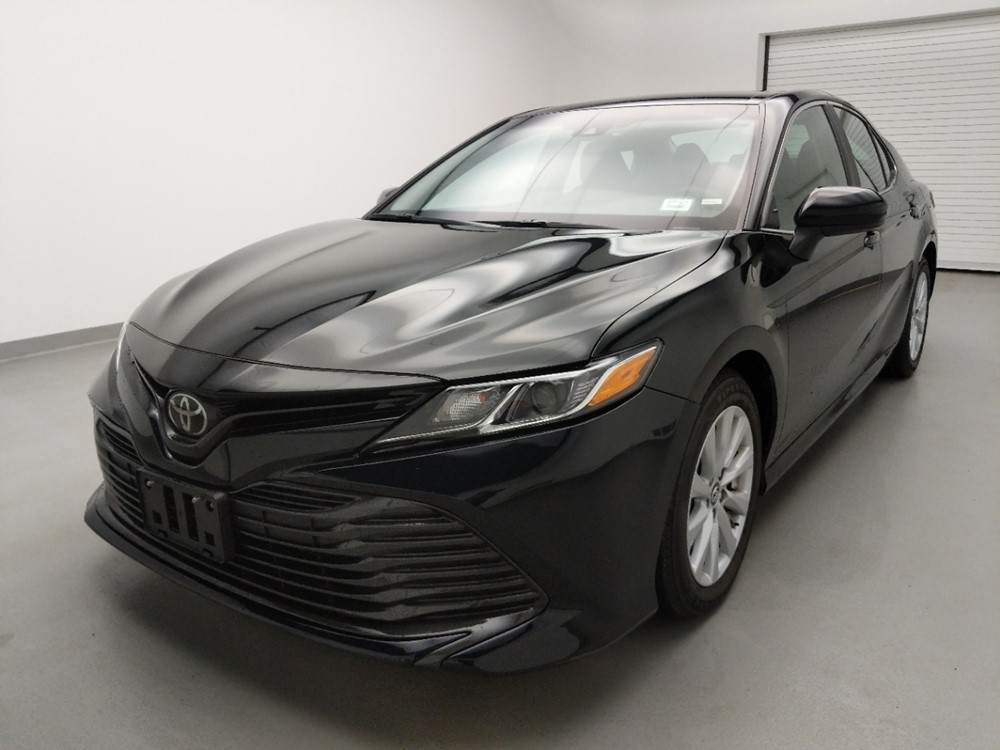 Used 2018 Toyota Camry Driver Front Bumper