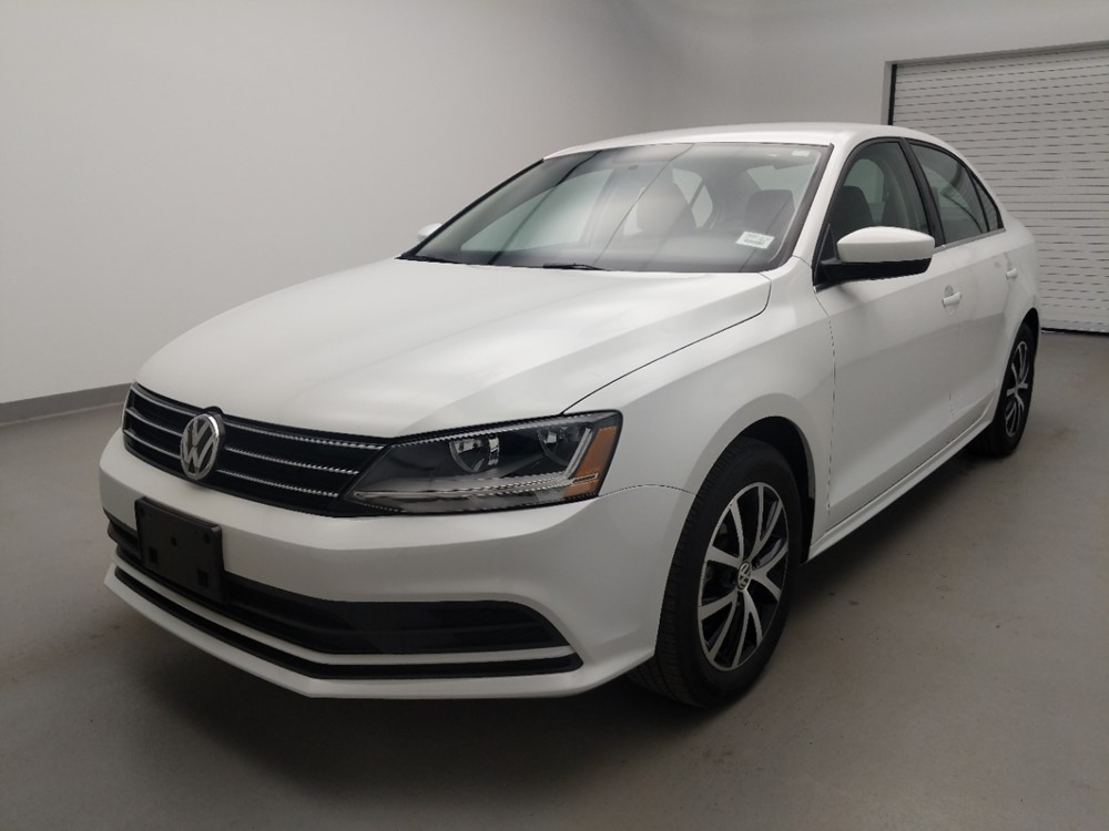 Used 2017 Volkswagen Jetta Driver Front Bumper