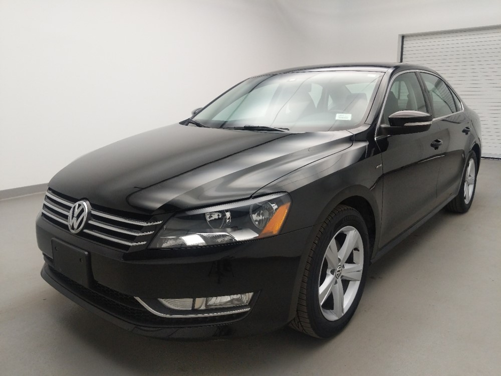 Used 2015 Volkswagen Passat Driver Front Bumper