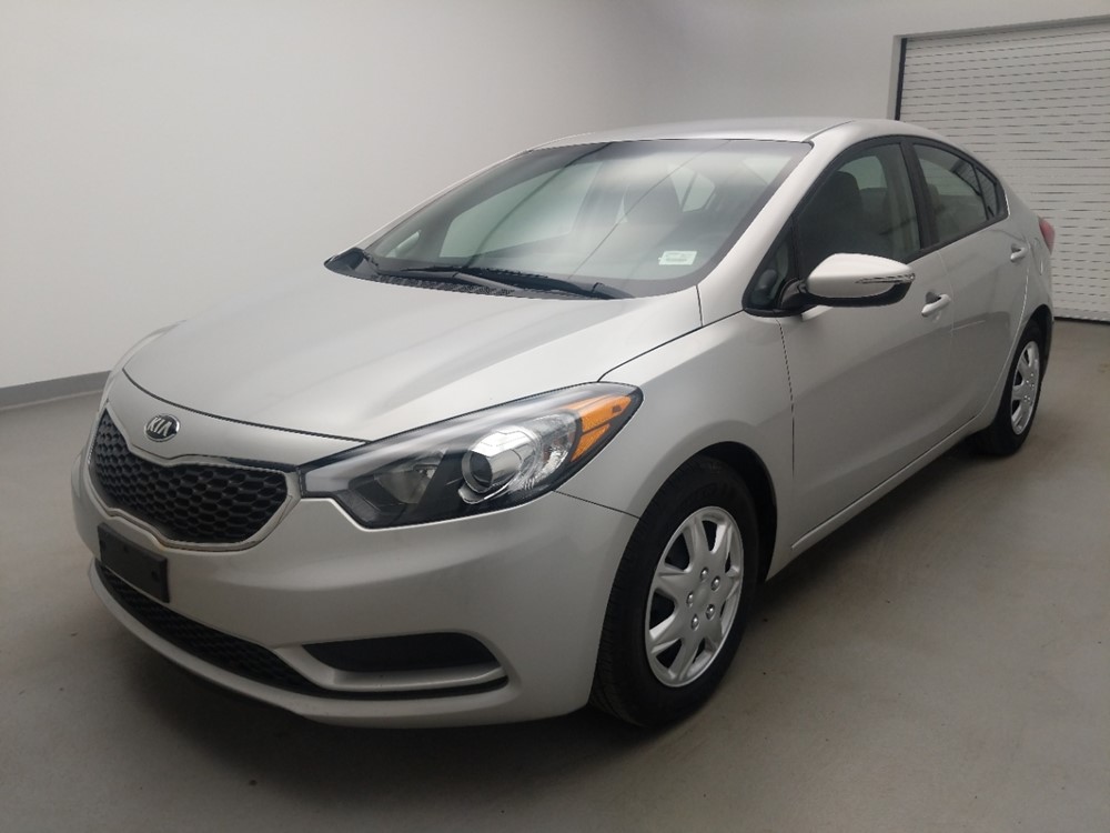 Used 2016 Kia Forte Driver Front Bumper