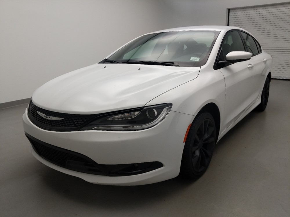 Used 2016 Chrysler 200 Driver Front Bumper