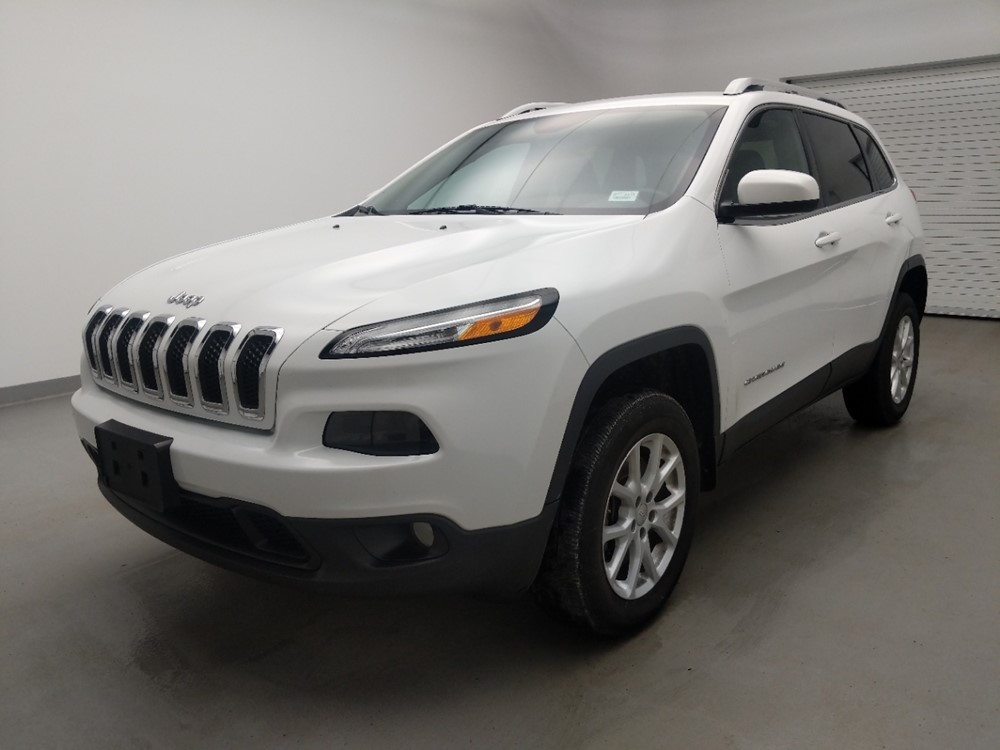 Used 2014 Jeep Cherokee Driver Front Bumper
