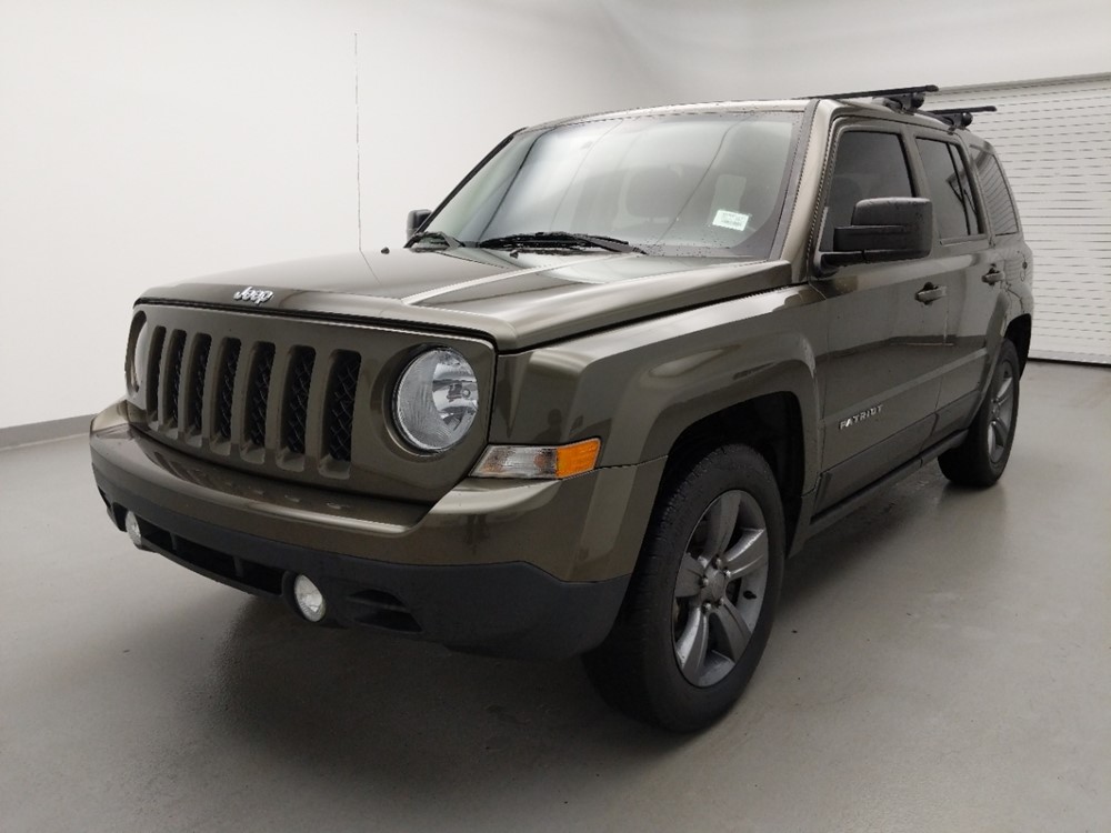 Used 2015 Jeep Patriot Driver Front Bumper