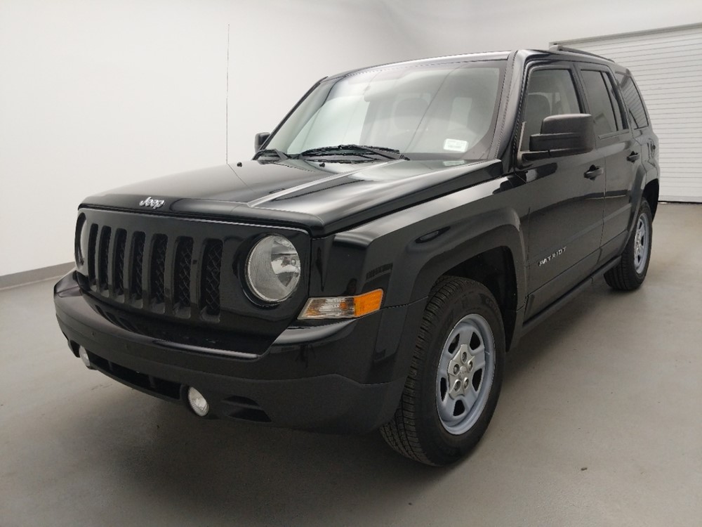 Used 2015 Jeep Patriot Driver Front Bumper