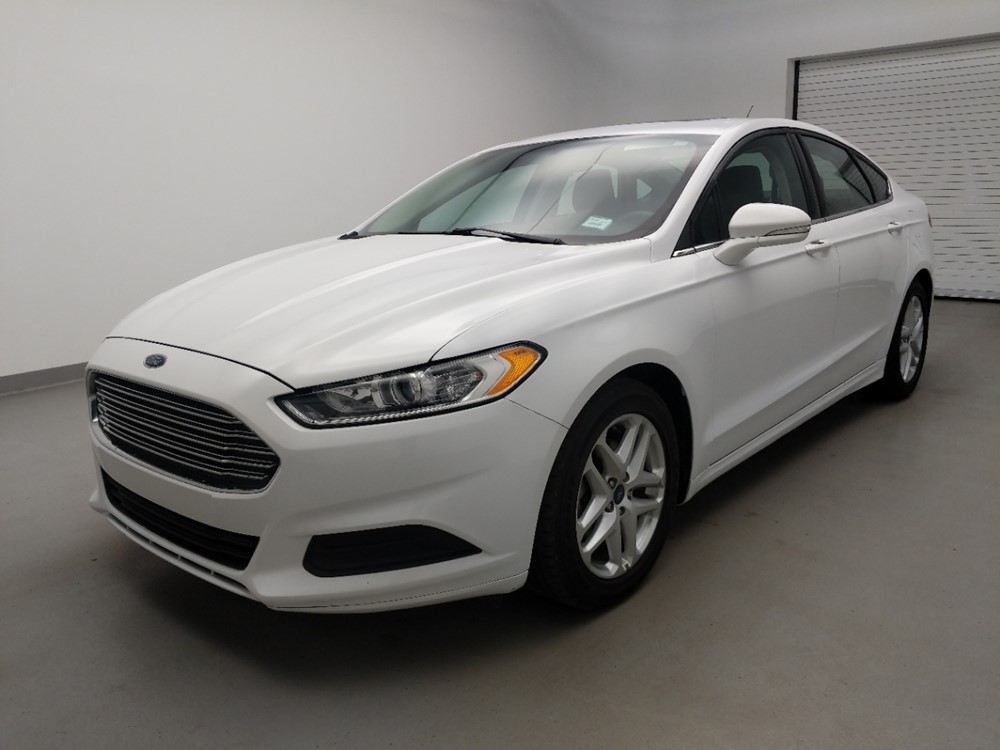 Used 2016 Ford Fusion Driver Front Bumper