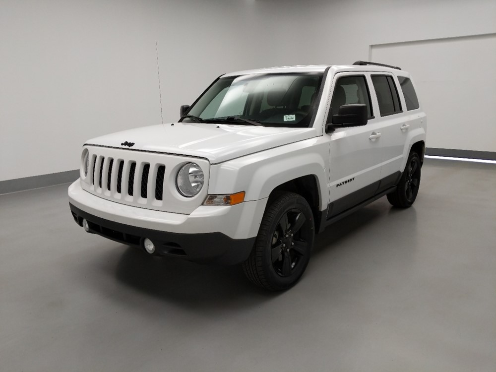 Used 2015 Jeep Patriot Driver Front Bumper