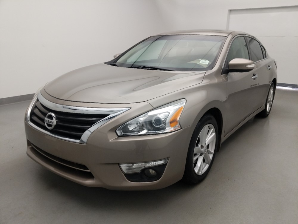 Used 2014 Nissan Altima Driver Front Bumper