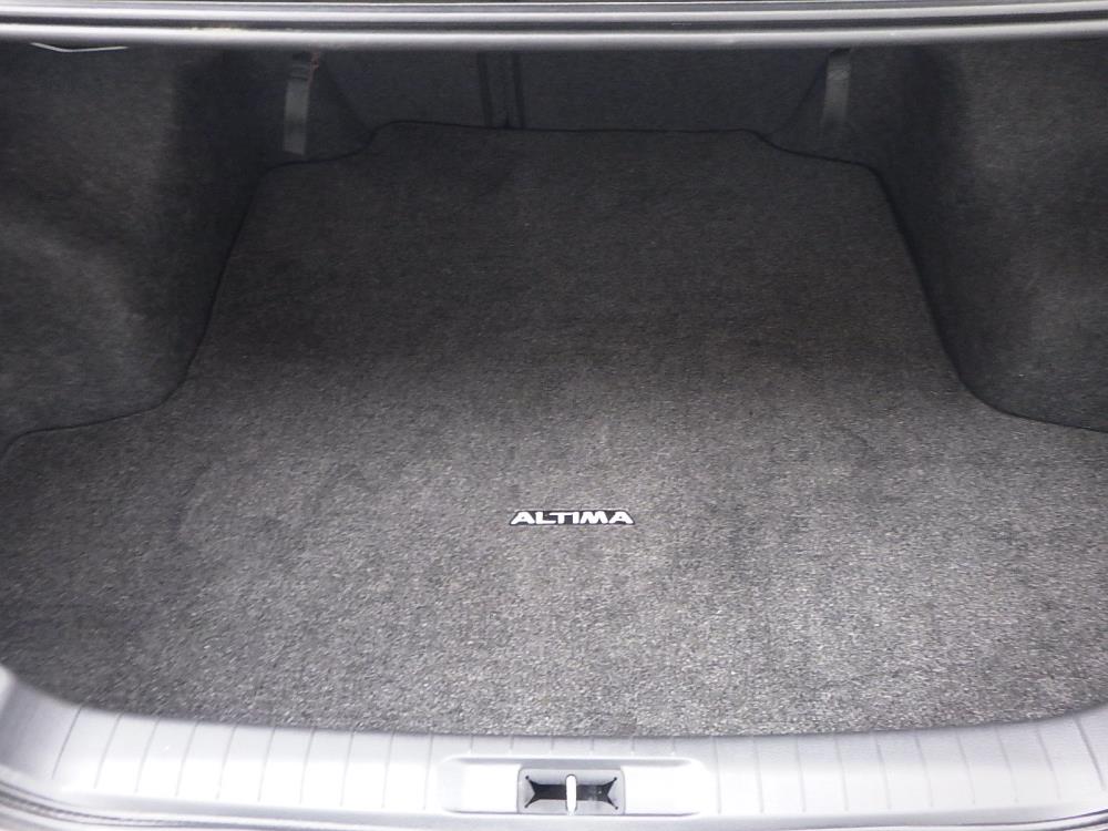 2015 Nissan Altima - Trunk