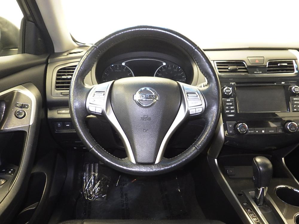 2015 Nissan Altima - Driver Dash