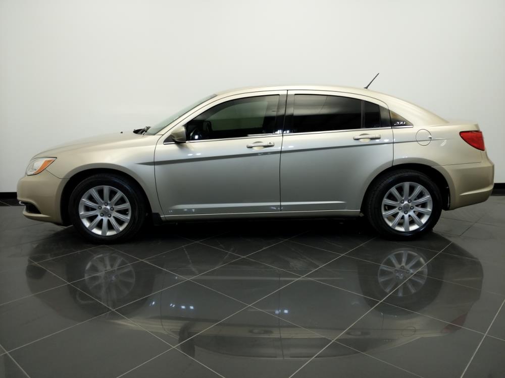 2014 Chrysler 200 - Driver Front Side