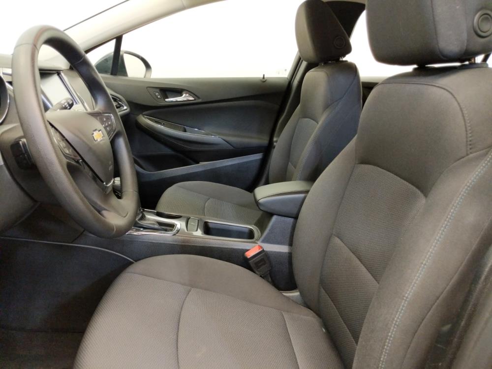 2017 Chevrolet Cruze - Driver Front Seat