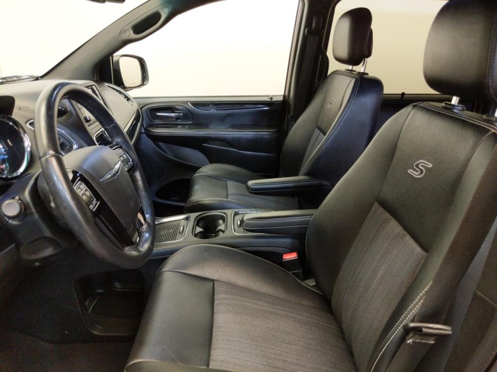 2014 Chrysler Town and Country - Driver Front Seat