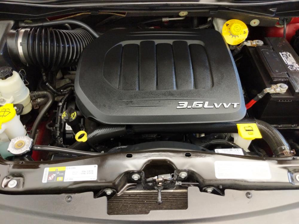 2014 Chrysler Town and Country - Engine