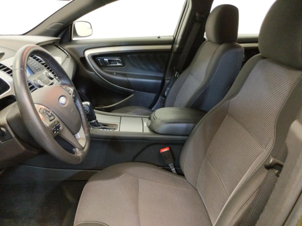 2016 Ford Taurus - Driver Front Seat