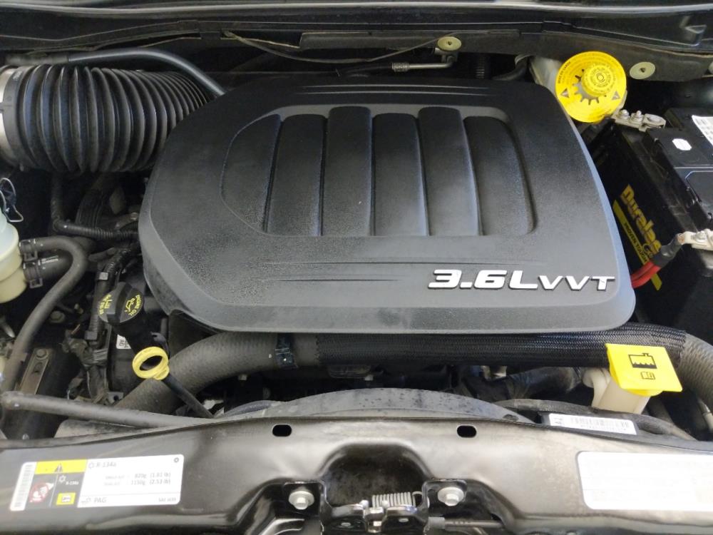 2014 Chrysler Town and Country - Engine