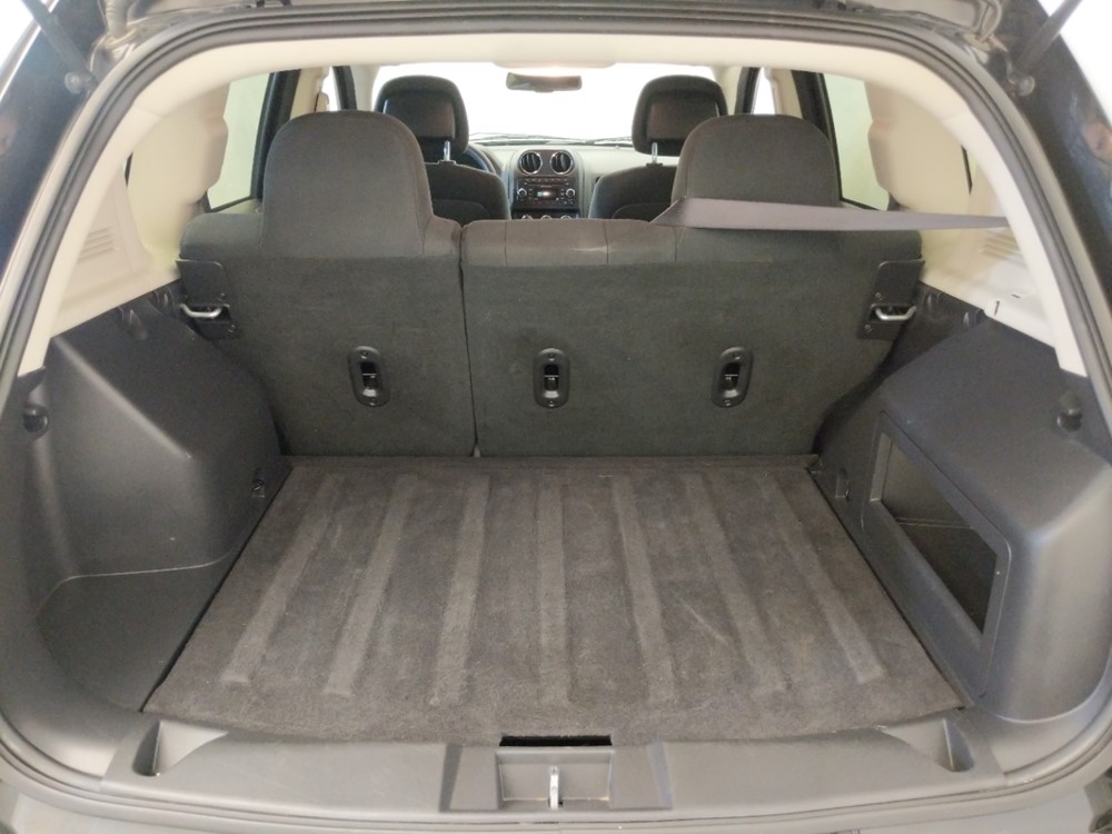 2016 Jeep Compass - Trunk
