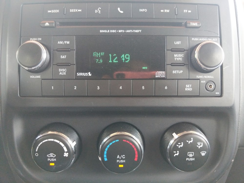 2016 Jeep Compass - Stereo Package