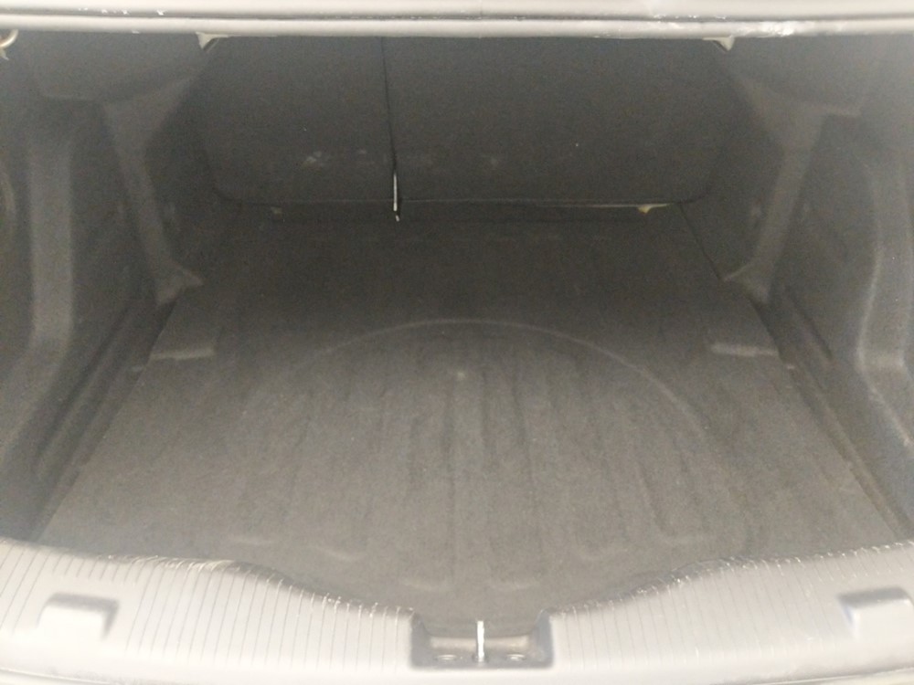 2017 Chevrolet Cruze - Trunk