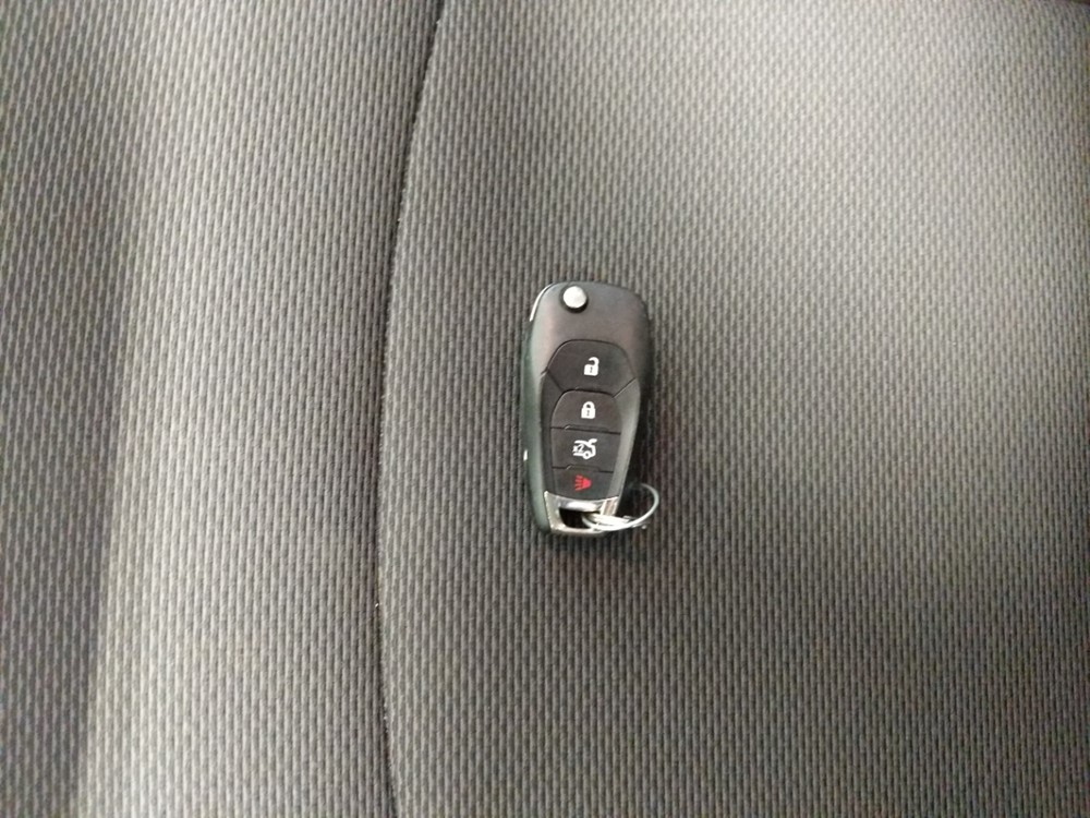 2017 Chevrolet Cruze - Keys